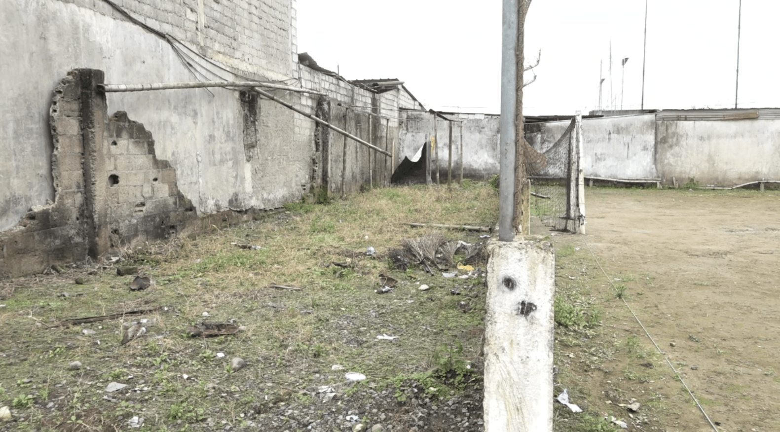 LOS VECINOS PIDEN CONSTRUIR BATERÍAS SANITARIAS EN ESPACIO COMUNITARIO