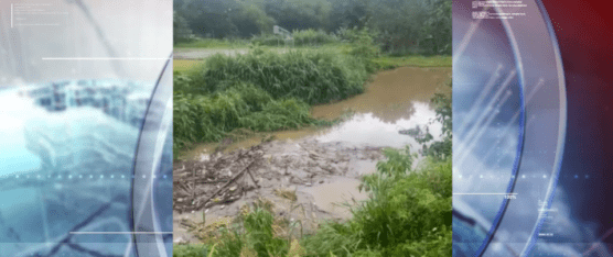 EN LA LOTIZACIÓN LA AURORA TEMEN QUE LA CALLE PRINCIPAL COLAPSE