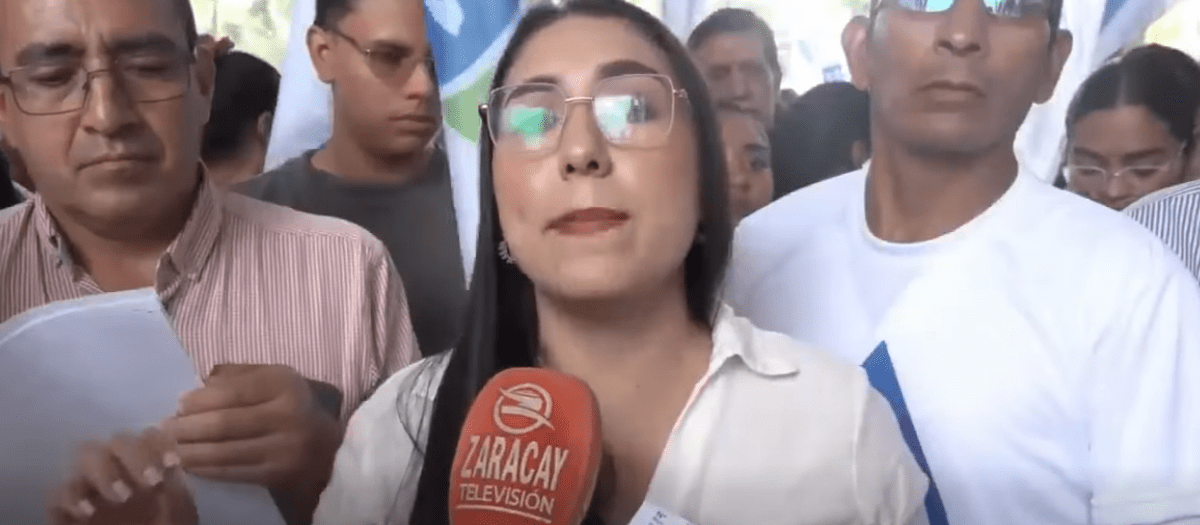 LA CONCEJAL LILIANA SILVA ENCABEZÓ LA MARCHA EN DEFENSA DEL AGUA