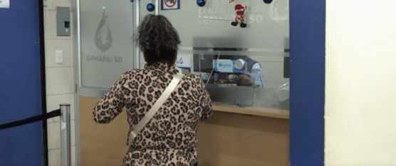 LAS PLANILLAS DE AGUA POTABLE GENERAN DILEMA EN SANTO DOMINGO