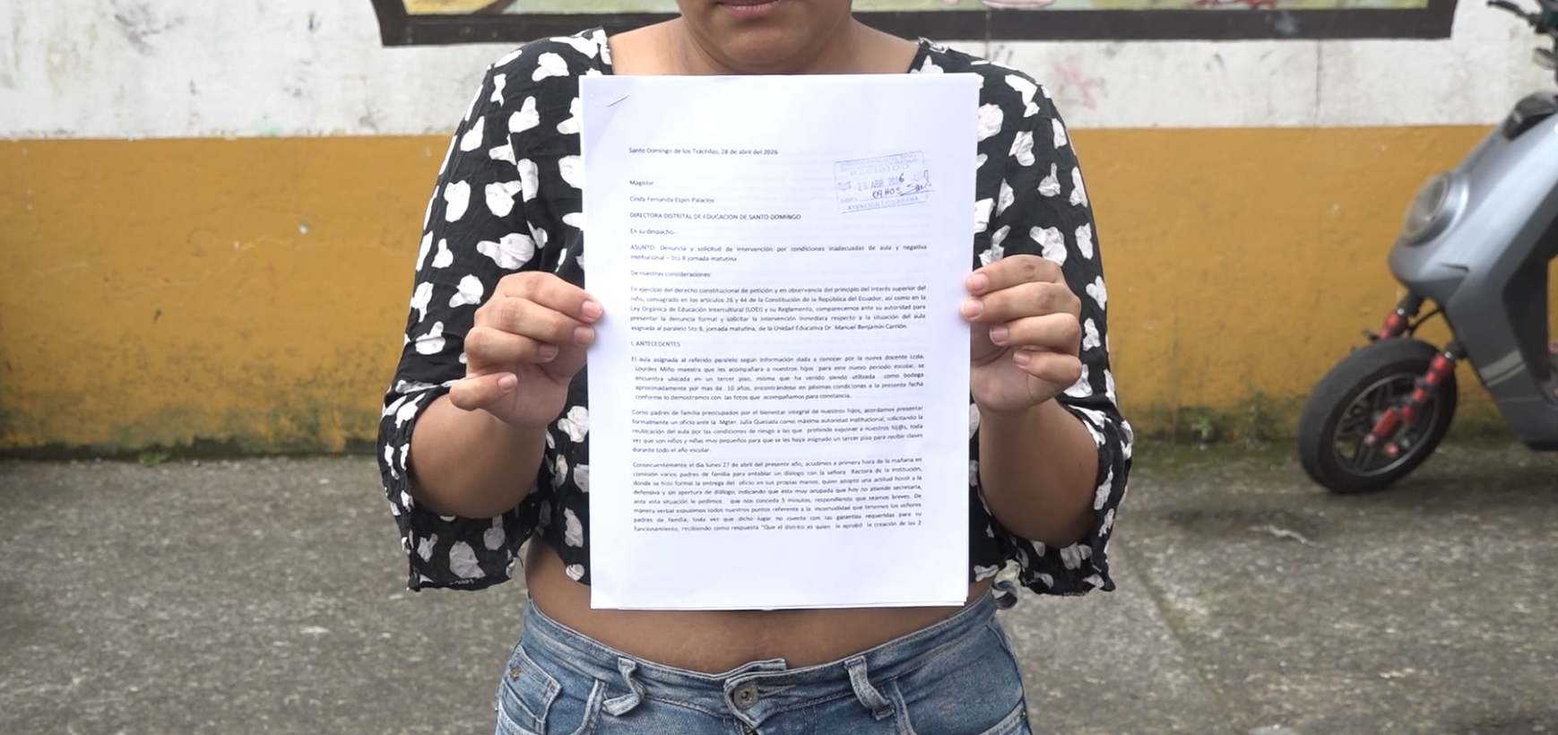 LAS MADRES DE FAMILIA DENUNCIAN EL MAL ESTADO DEL PARALELO