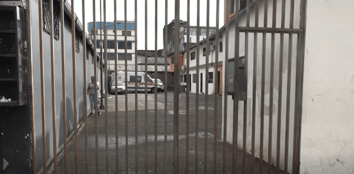 A LOS GUARDIAS LES ADEUDAN DOS MESES DE SUELDOS