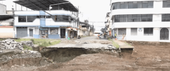 AÚN NO SE LOGRA RESOLVER EL PROBLEMA CON EL SOCAVÓN EN LOS ÁNGELES