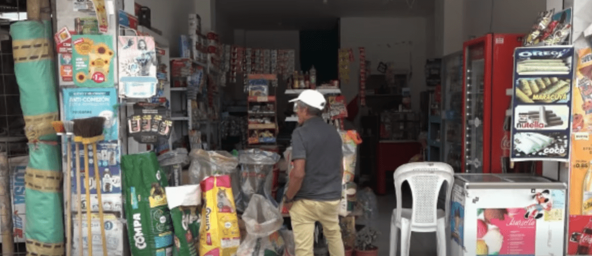 LOS PROPIETARIOS DE TIENDAS APOYAN LA PROPUESTA DE ORDENANZA