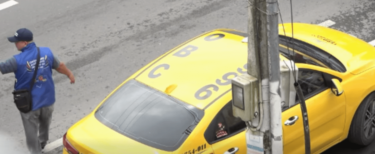CRECE EL NÚMERO DE CONDUCTORES SANCIONADOS EN LAS ZONAS AZULES