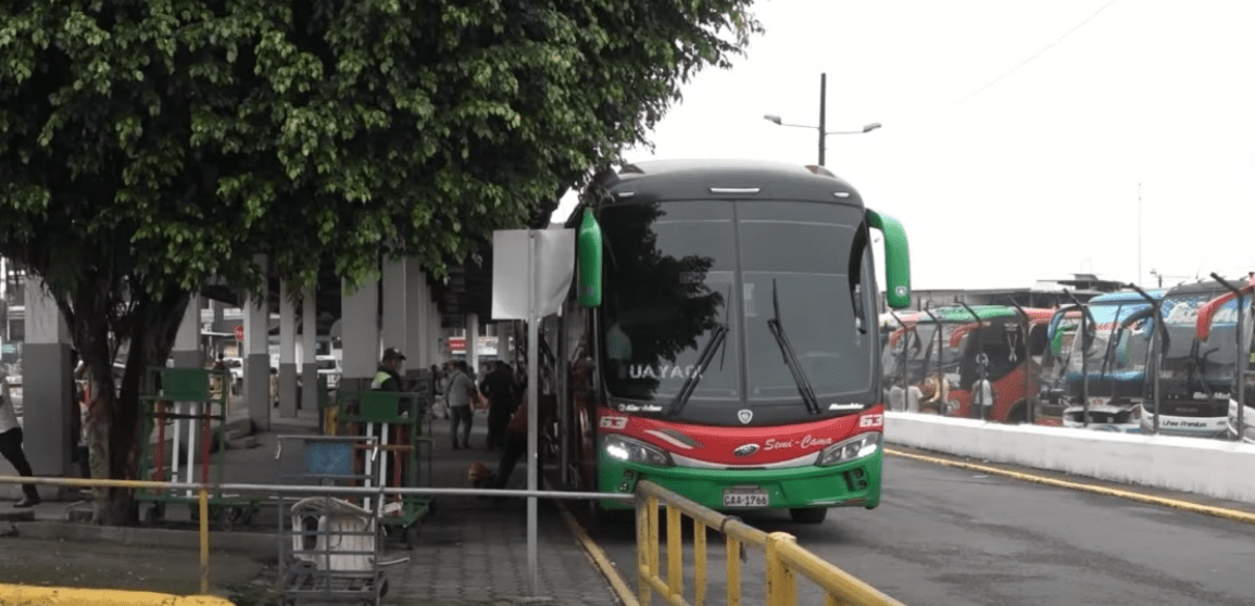 LOS TRANSPORTISTAS ADVIERTEN DE UN POSIBLE APAGADO DE MOTORES
