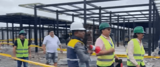 LOS SOCIOS DE LA PEATONAL RECORRIERON LA PLAZA COMERCIAL