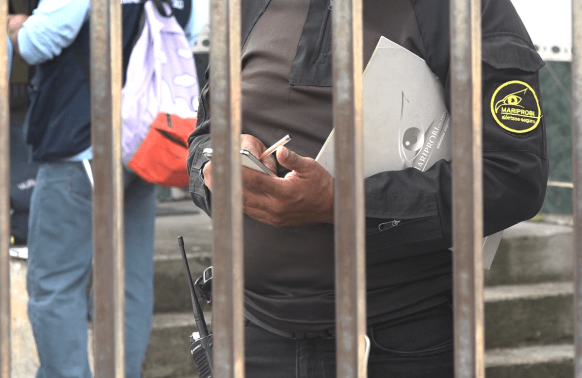 MÁS DE 70 GUARDIAS EXIGEN PAGO DE TRES MESES DE SUELDO EN SANTO DOMINGO