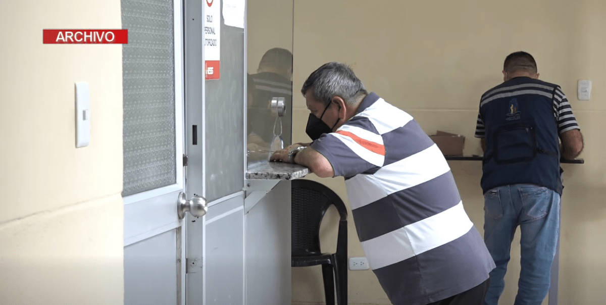 JUBILADOS RECIBEN CON EXPECTATIVA EL ANUNCIO DEL GOBIERNO