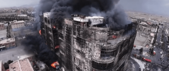 INCENDIO EN CENTRO COMERCIAL CERCA DE TEHERÁN DEJA OCHO MUERTOS Y DECENAS DE HERIDOS