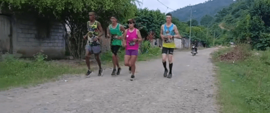 CARRERA EXTREMA DE MONTAÑA SE REALIZÓ EN ESMERALDAS