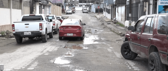 EN LA URBANIZACIÓN PAZ Y MIÑO HAY QUEJAS POR LA OBRA SUSPENDIDA