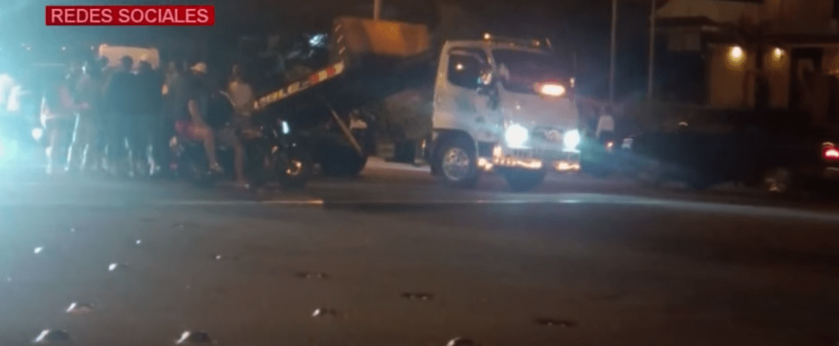UNA TRIPLE COLISIÓN OCURRIÓ EN EL BYPASS QUITO – QUEVEDO