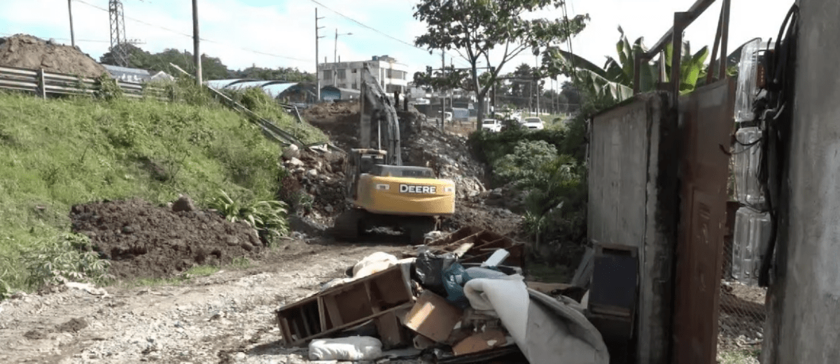 14 FAMILIAS SE ENCUENTRAN DAMNIFICADAS EN LA COOP. LAS PLAYAS