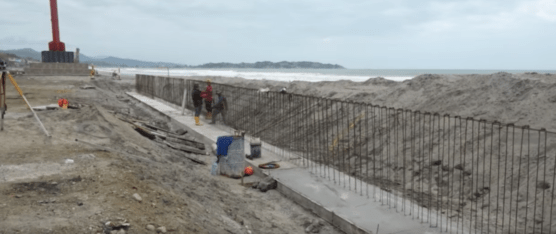 LA EJECUCIÓN DE OBRAS EN LA PLAYA GENERA INCERTIDUMBRE EN PEDERNALES