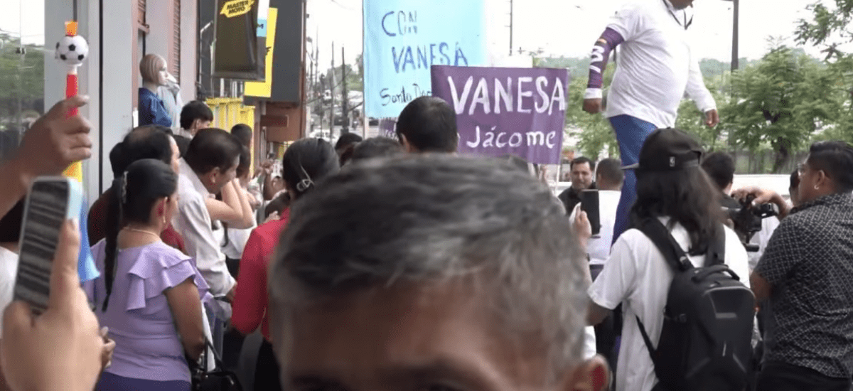 ADN PRESENTÓ A SUS PRECANDIDATOS ANTE LA DELEGACIÓN PROVINCIAL DEL CNE