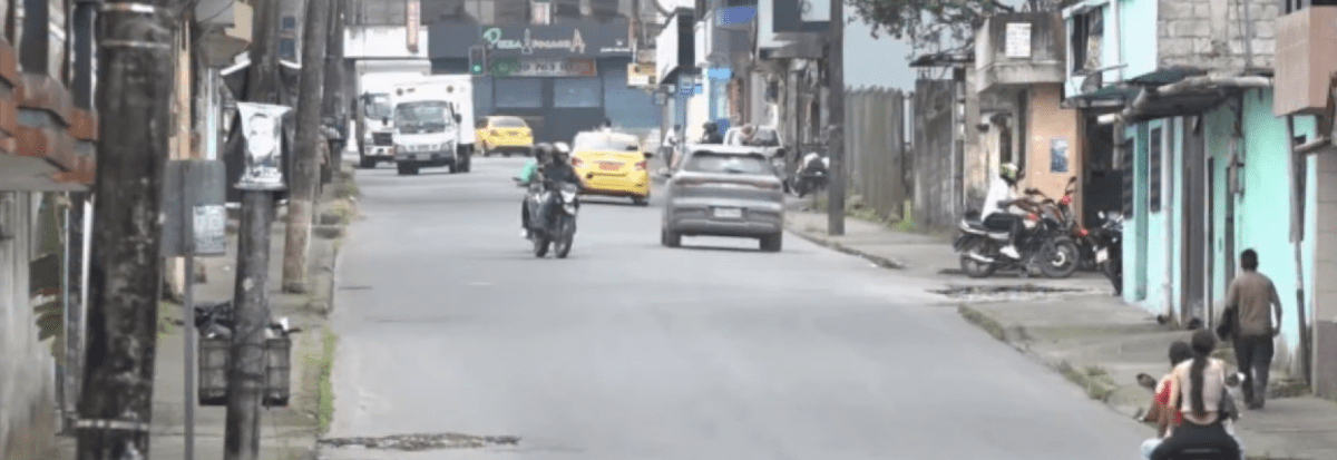 EN LA ASISTENCIA MUNICIPAL 1 REPORTAN UN BACHE PELIGROSO