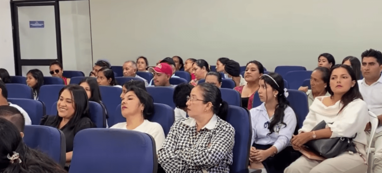 LOS COMUNEROS DE SAN MIGUEL PIDEN UNA LÍNEA DE BUSES URBANOS