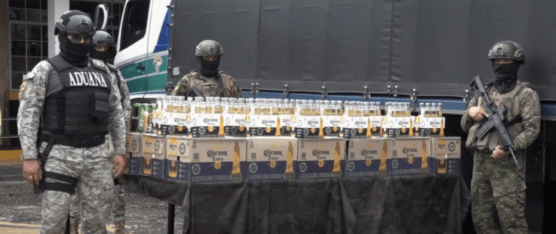 LAS FUERZAS ARMADAS DECOMISARON MÁS 1300 CAJAS DE CERVEZA EN STO. DGO.