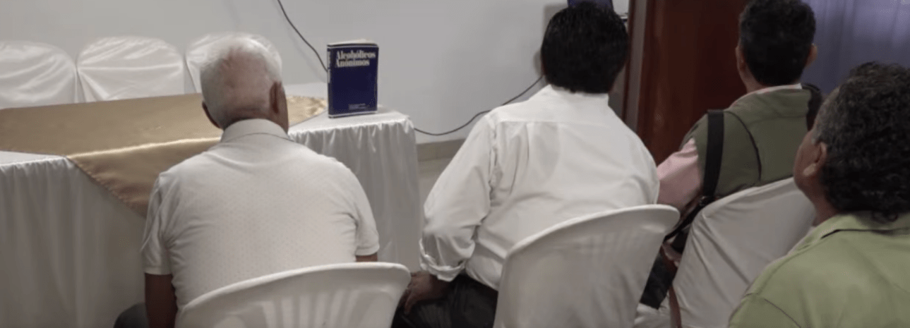 ALCOHÓLICOS ANÓNIMOS CUMPLE 40 AÑOS EN SANTO DOMINGO