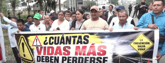 LOS HABITANTES PIDEN LA INSTALACIÓN DE UN SEMÁFORO