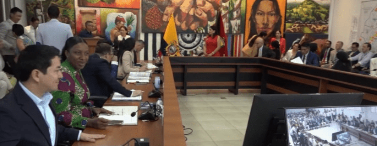 EL CONCEJO MUNICIPAL REESTRUCTURÓ LAS COMISIONES EDILICIAS