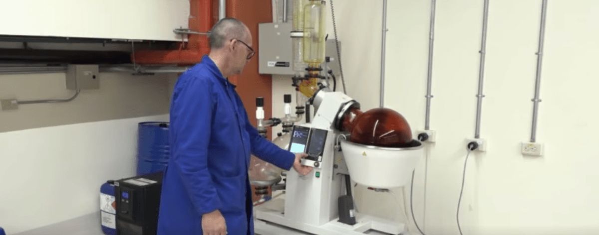 LOS LABORATORIOS DE LA UTPL AYUDAN A VARIOS EMPRENDEDORES