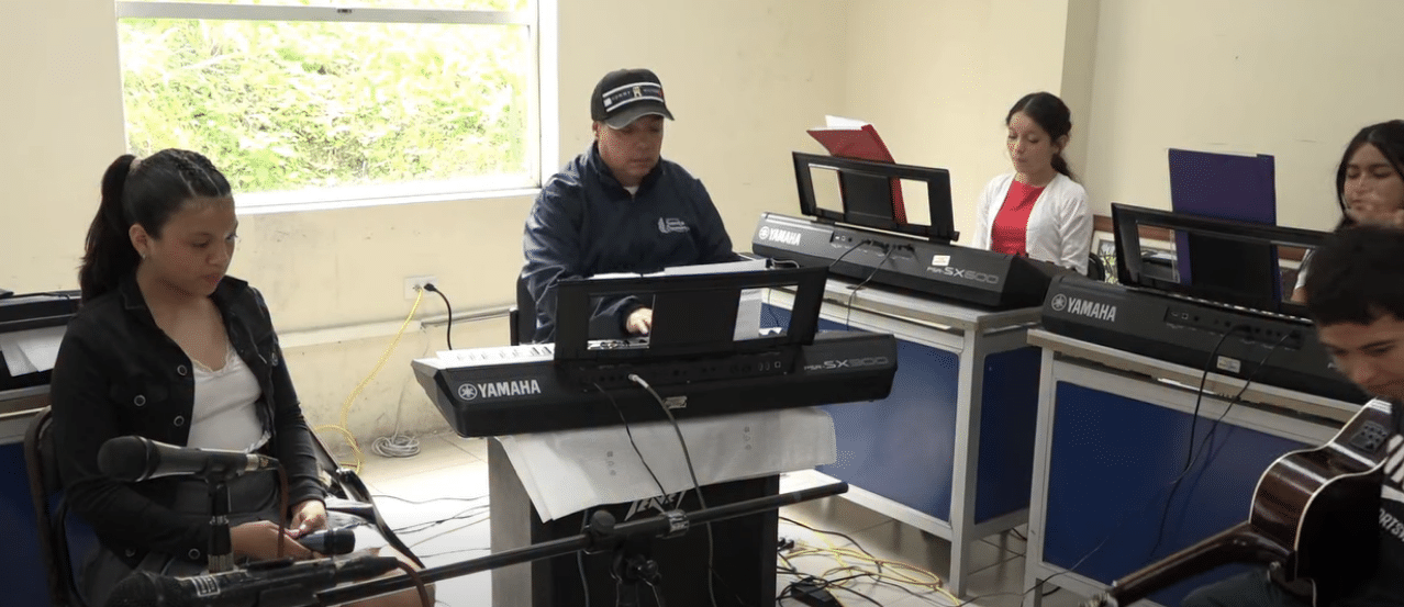 VOCES Y TALENTOS, BANDA MUNICIPAL